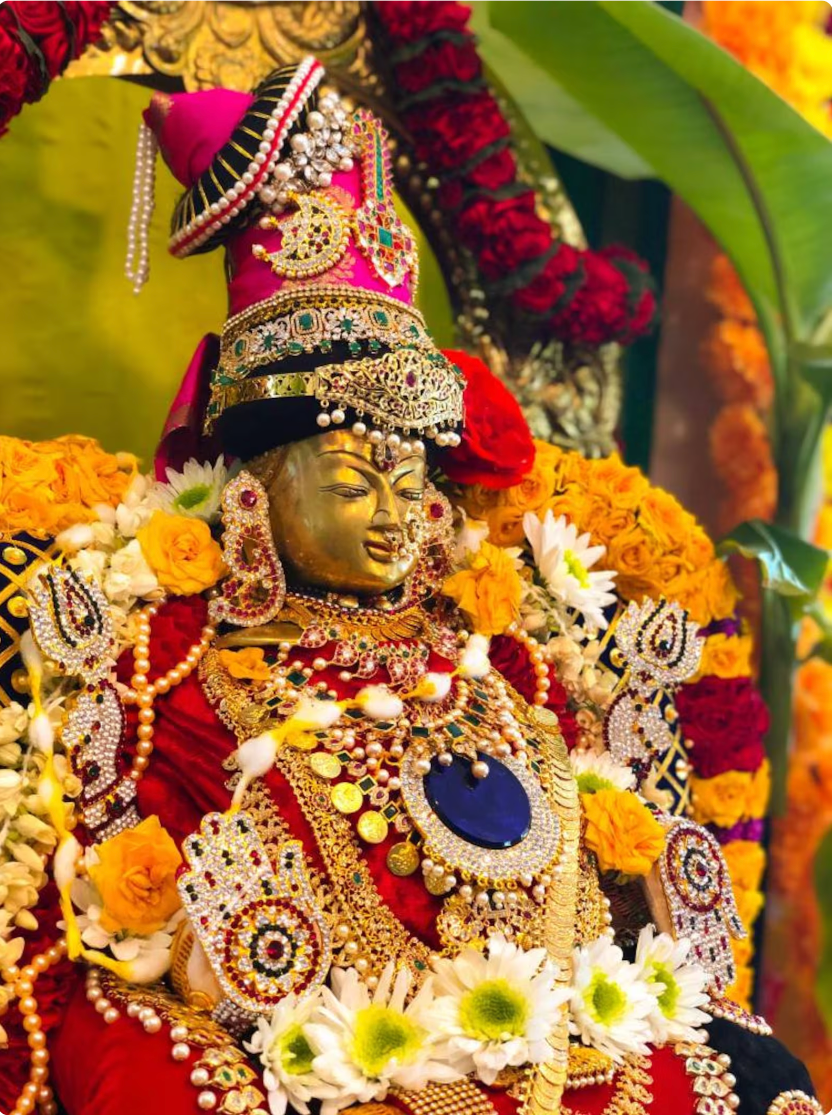 Ammavaru stone lotus hands